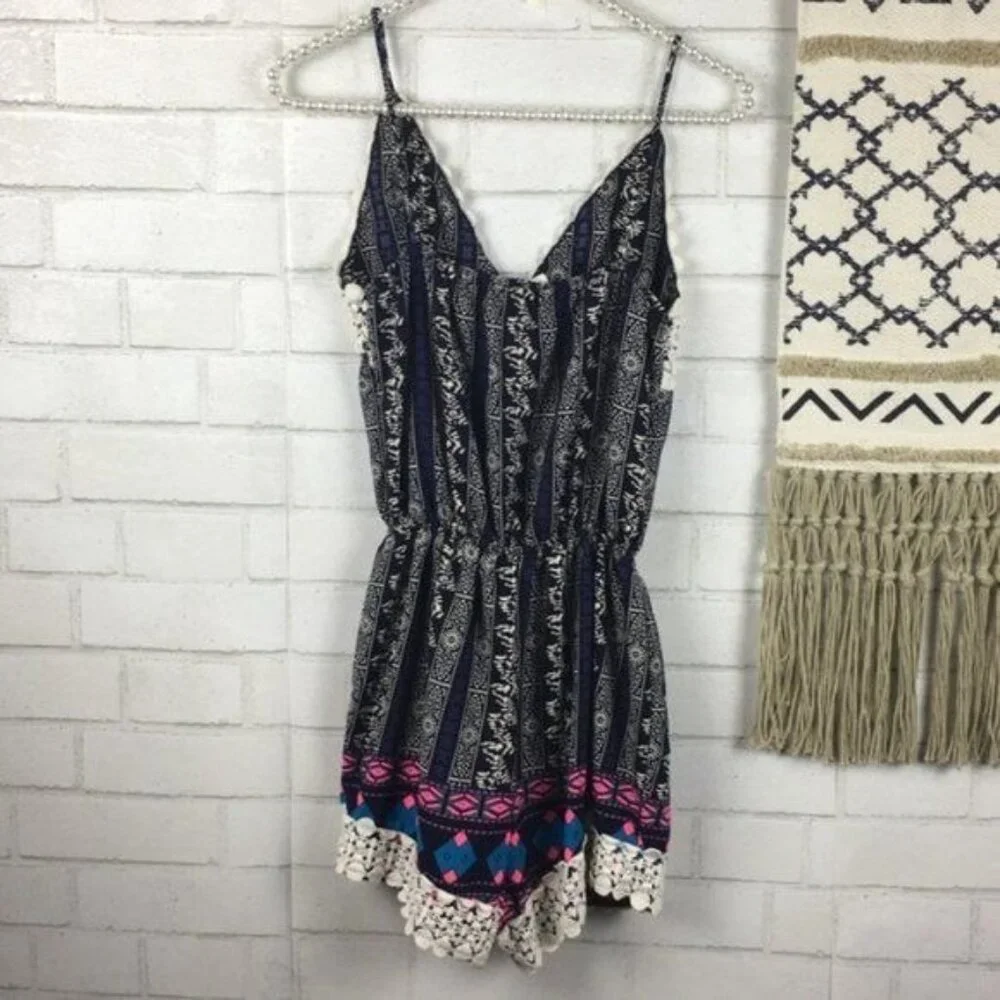 Peach Love California Womens Small Blue & White Boho Crochet Trim Romper